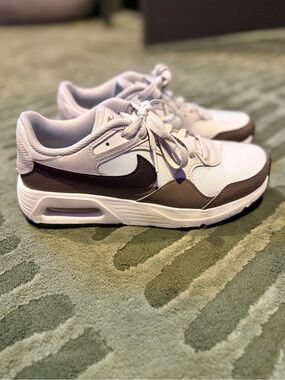Nike White and Brown Low-Top Swoosh Sneakers